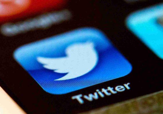 Cómo descargar videos de Twitter en iPhone